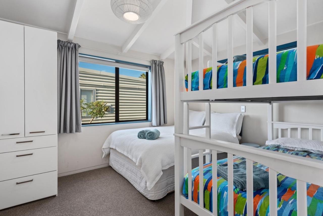 The Blue Beach House Mount Maunganui Esterno foto