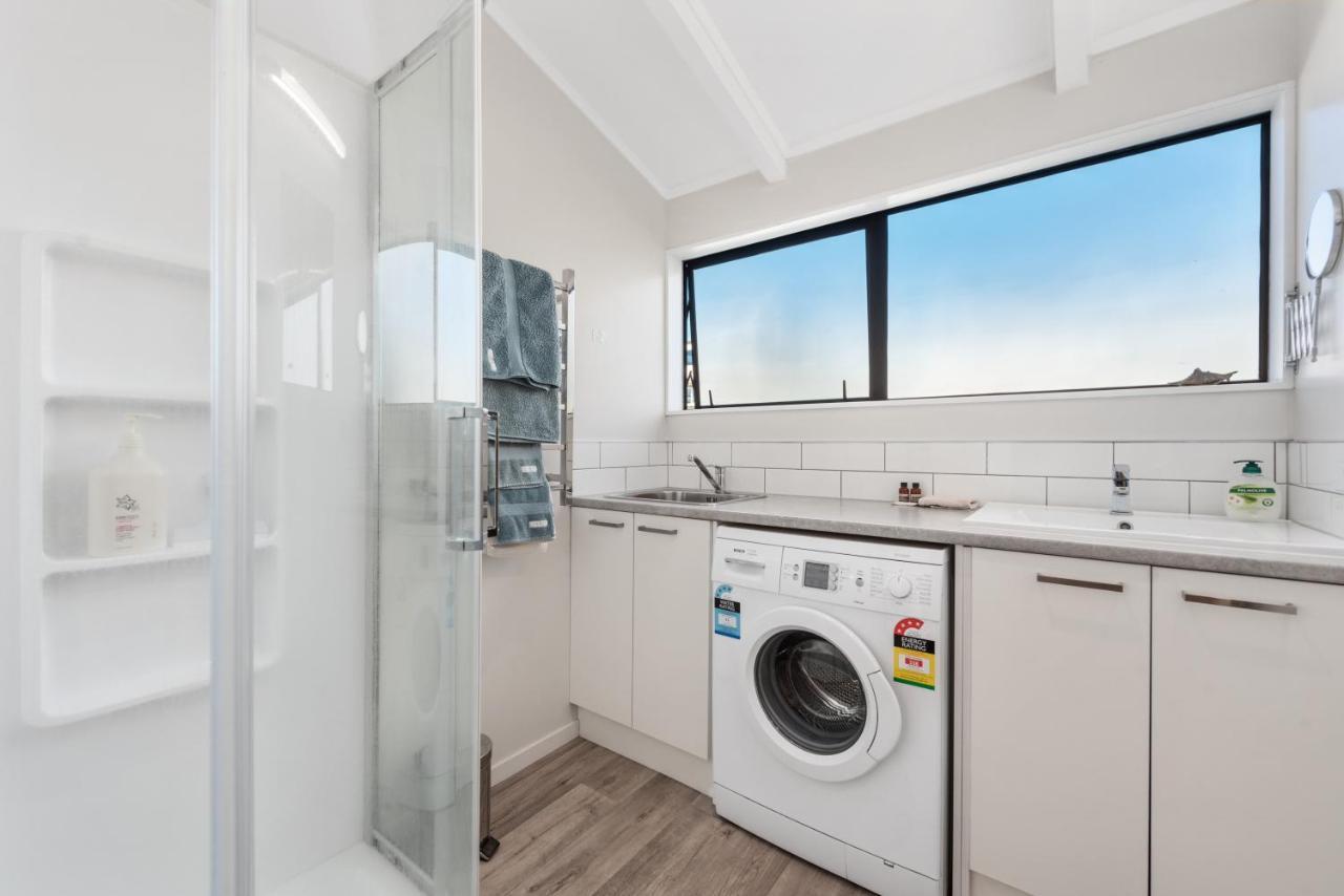The Blue Beach House Mount Maunganui Esterno foto