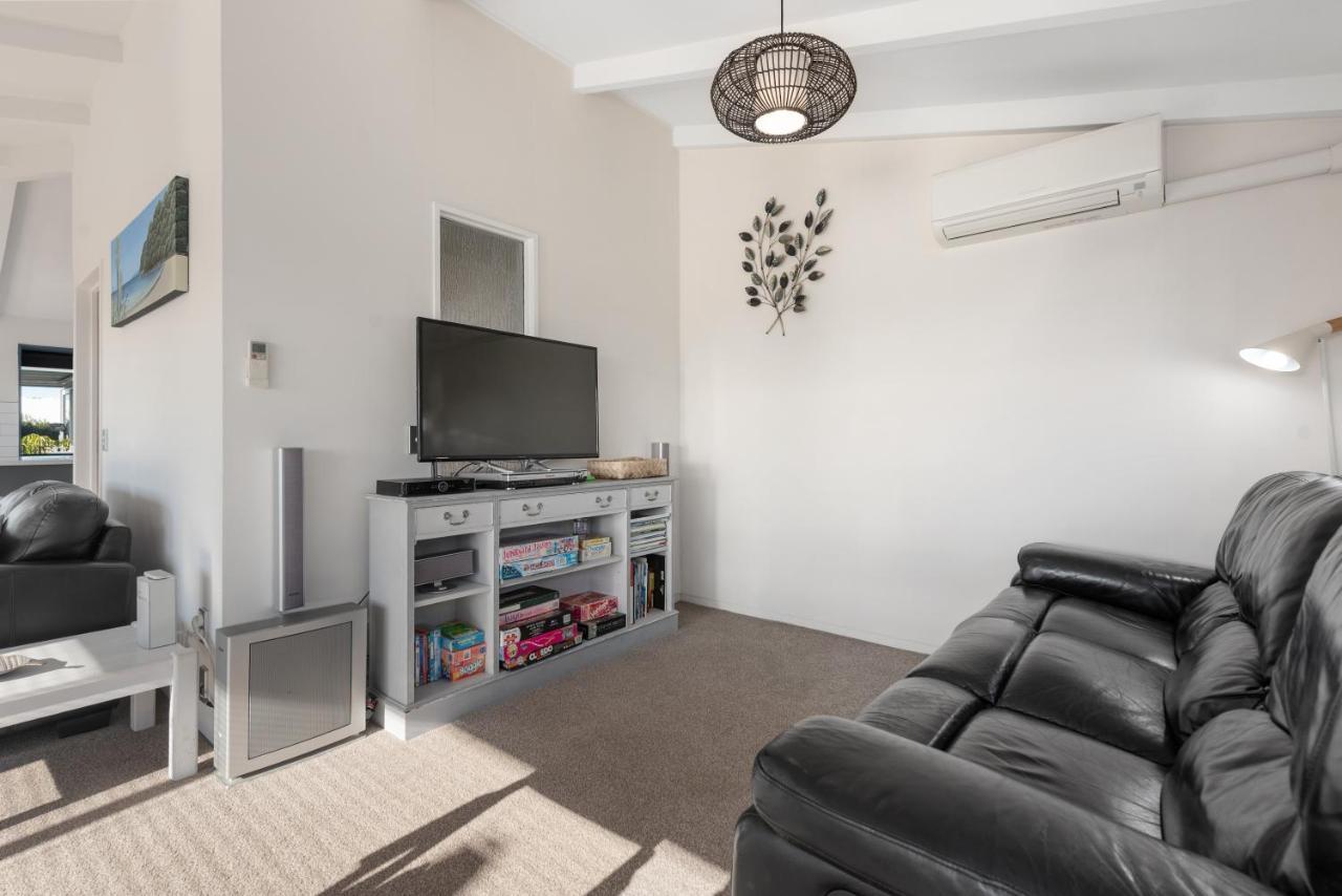The Blue Beach House Mount Maunganui Esterno foto
